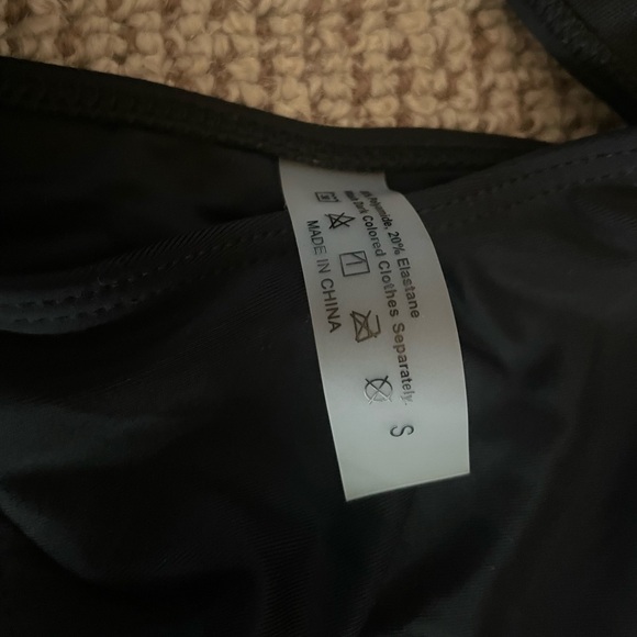 Black One-Piece Bathing Suit 🖤 - Picture 6 of 6